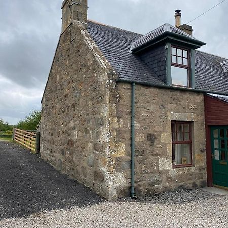 Quirky Highland Cottage With Stunning Views Fearn Lodge 외부 사진
