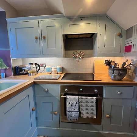 Quirky Highland Cottage With Stunning Views Fearn Lodge 외부 사진