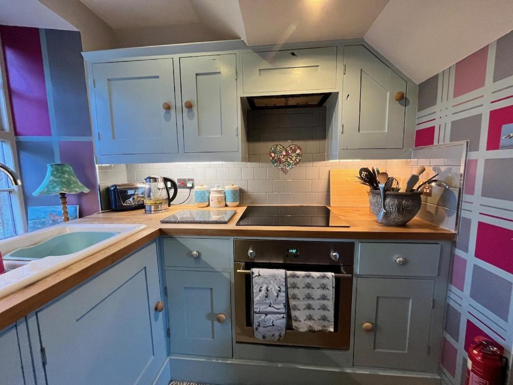 Quirky Highland Cottage With Stunning Views Fearn Lodge 외부 사진